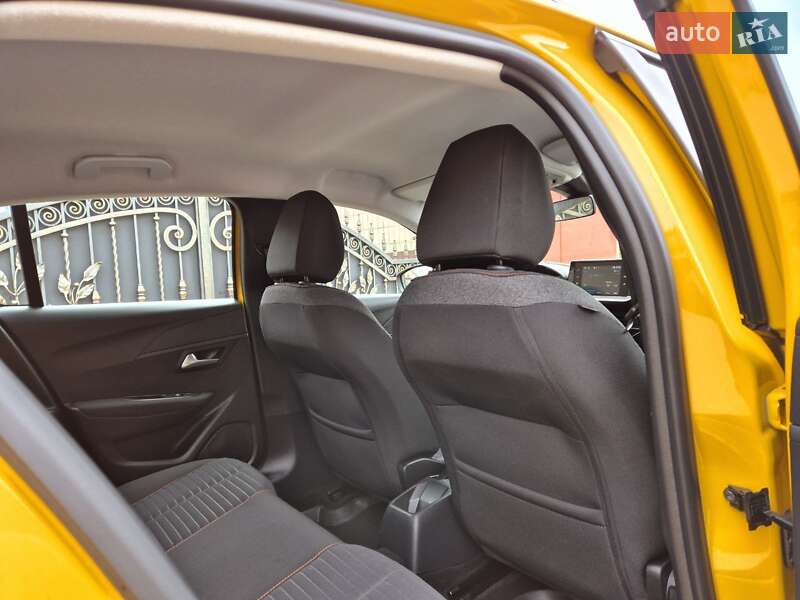 Хетчбек Peugeot 208 2021 в Києві