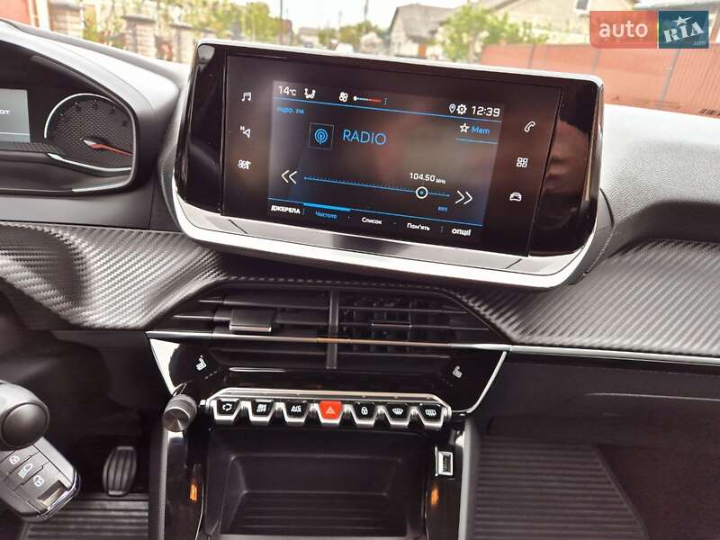 Хетчбек Peugeot 208 2021 в Києві