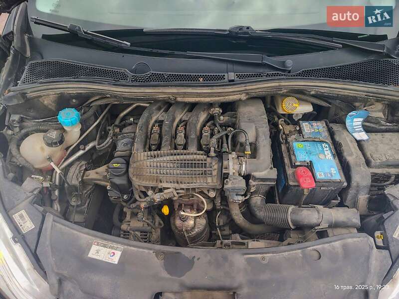 Хетчбек Peugeot 208 2013 в Львові