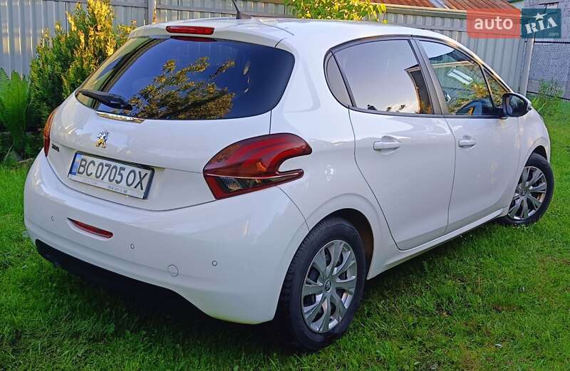 Хетчбек Peugeot 208 2019 в Львові фото 15 Хетчбек Peugeot 208 2019 в Львові