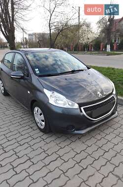 Хэтчбек Peugeot 208 2014 в Шептицькому