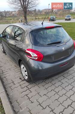 Хэтчбек Peugeot 208 2014 в 