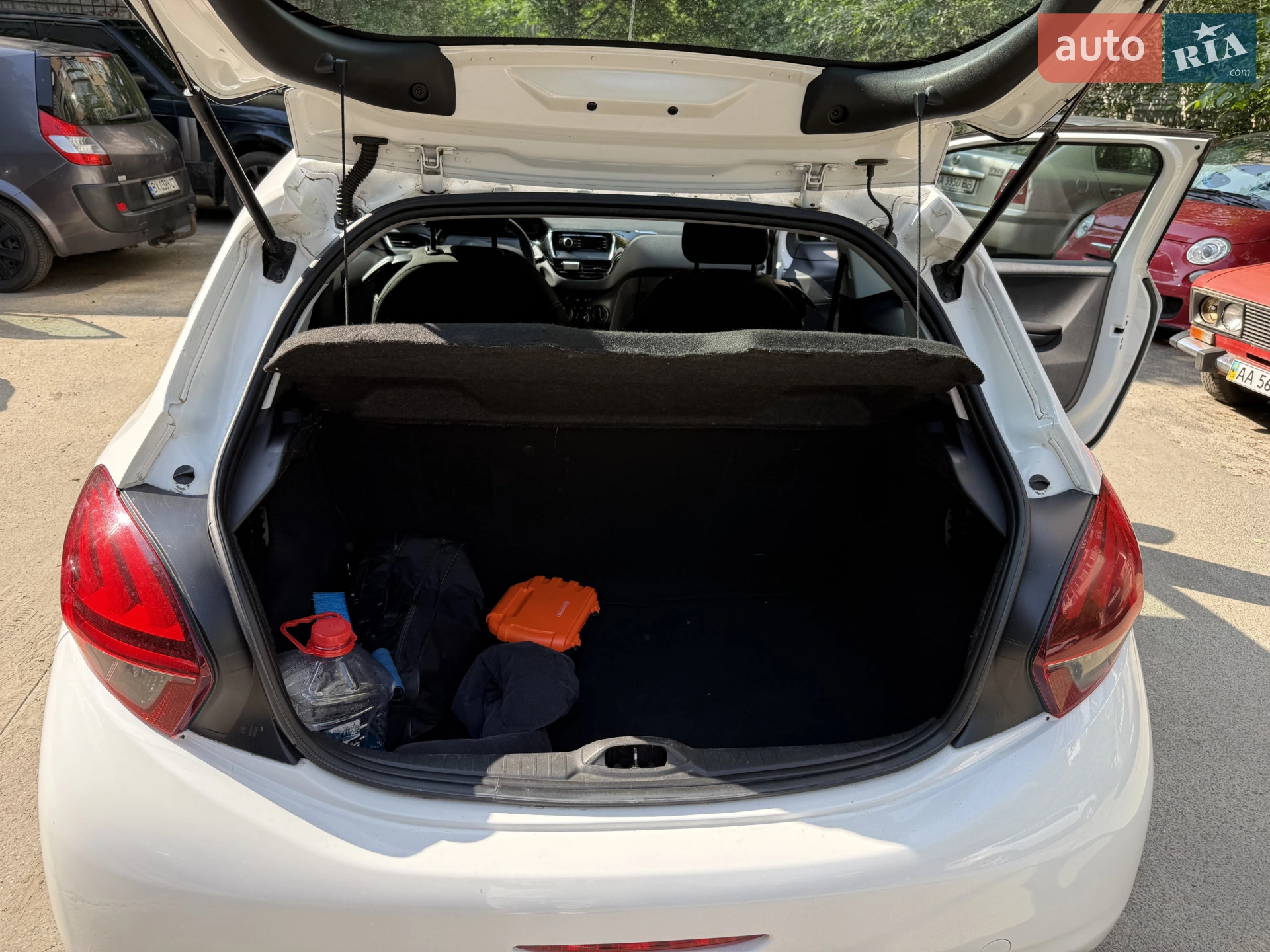 2016 Peugeot 208 - мініатюра 10