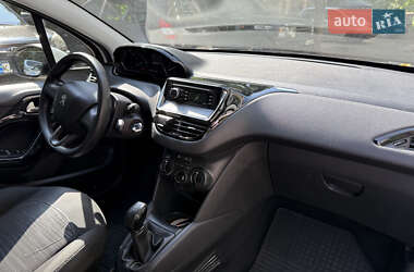 Хэтчбек Peugeot 208 2016 в 