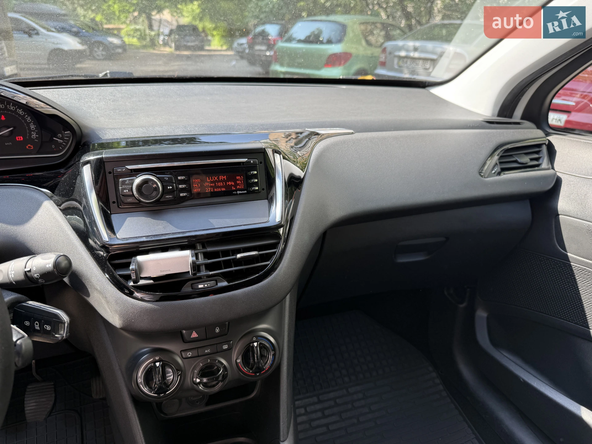 2016 Peugeot 208 - мініатюра 17