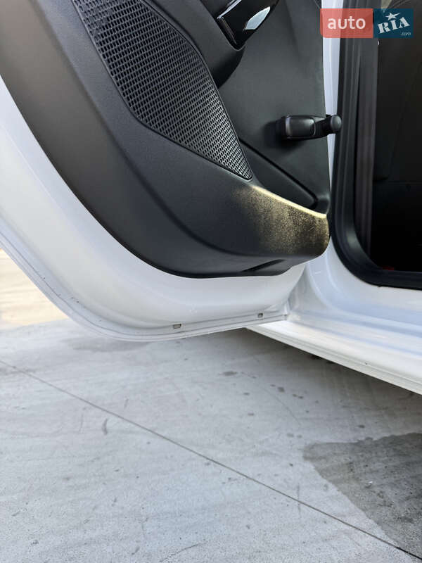 Хетчбек Peugeot 208 2019 в Києві