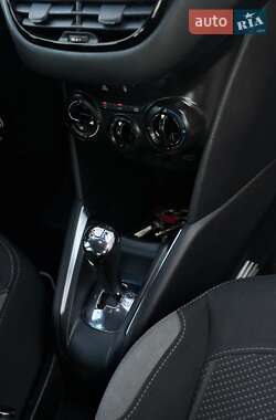 Хэтчбек Peugeot 208 2013 в 