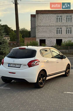 Хэтчбек Peugeot 208 2013 в Виннице