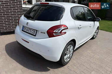 Хэтчбек Peugeot 208 2013 в 