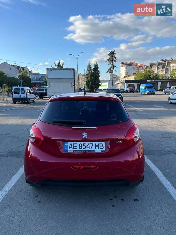 Хетчбек Peugeot 208 2013 в Івано-Франківську фото 8 Хетчбек Peugeot 208 2013 в Івано-Франківську