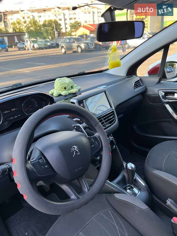 Хетчбек Peugeot 208 2013 в Івано-Франківську фото 12 Хетчбек Peugeot 208 2013 в Івано-Франківську