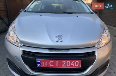 Хетчбек Peugeot 208 2017 в Вінниці