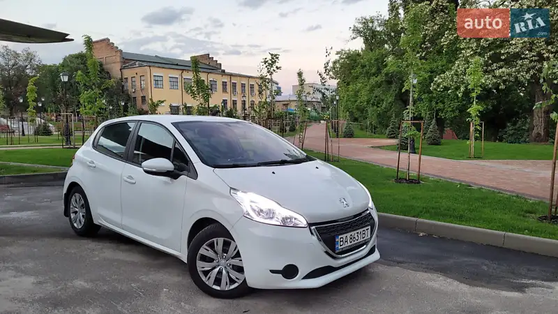 Peugeot 208 2013