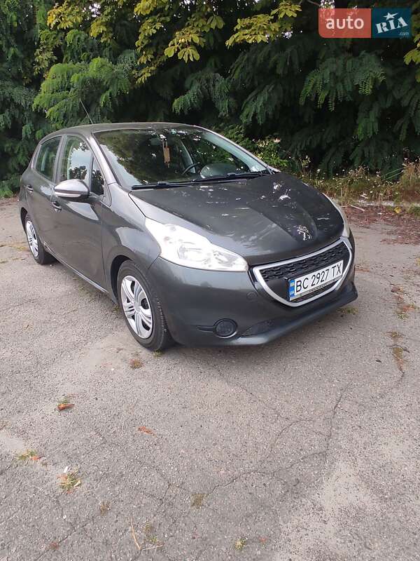 Peugeot 208 2014