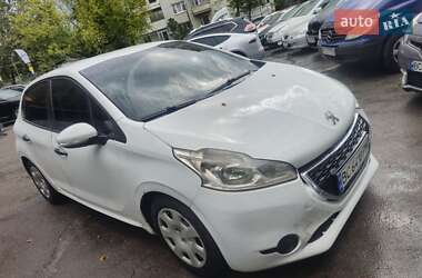 Хэтчбек Peugeot 208 2013 в Львове