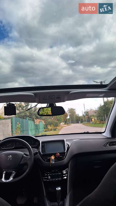 Хэтчбек Peugeot 208 2013 в Полтаве