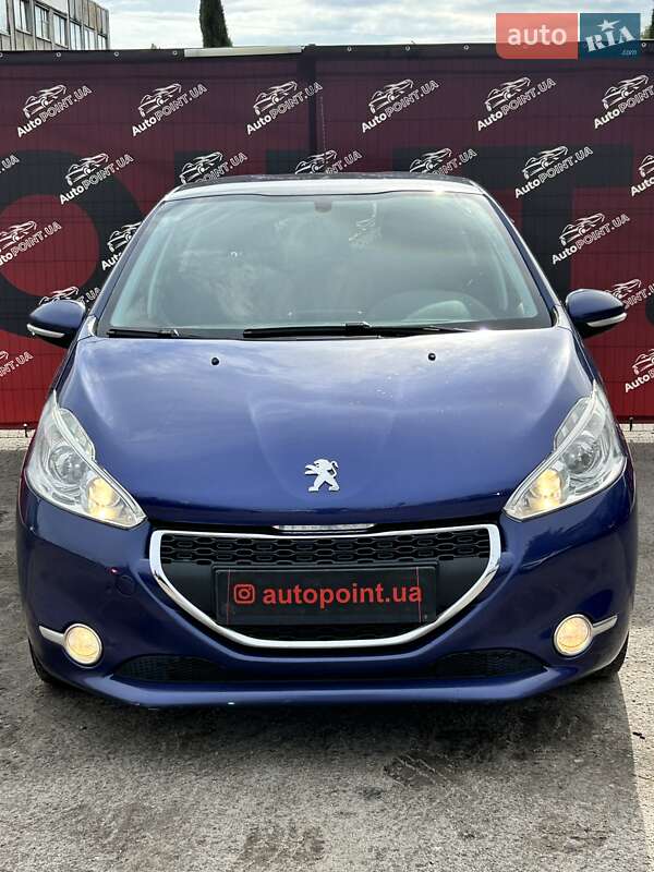 Хэтчбек Peugeot 208 2013 в Сумах