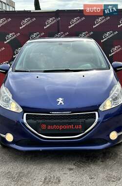Хэтчбек Peugeot 208 2013 в 