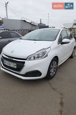 Хэтчбек Peugeot 208 2019 в Софиевской Борщаговке