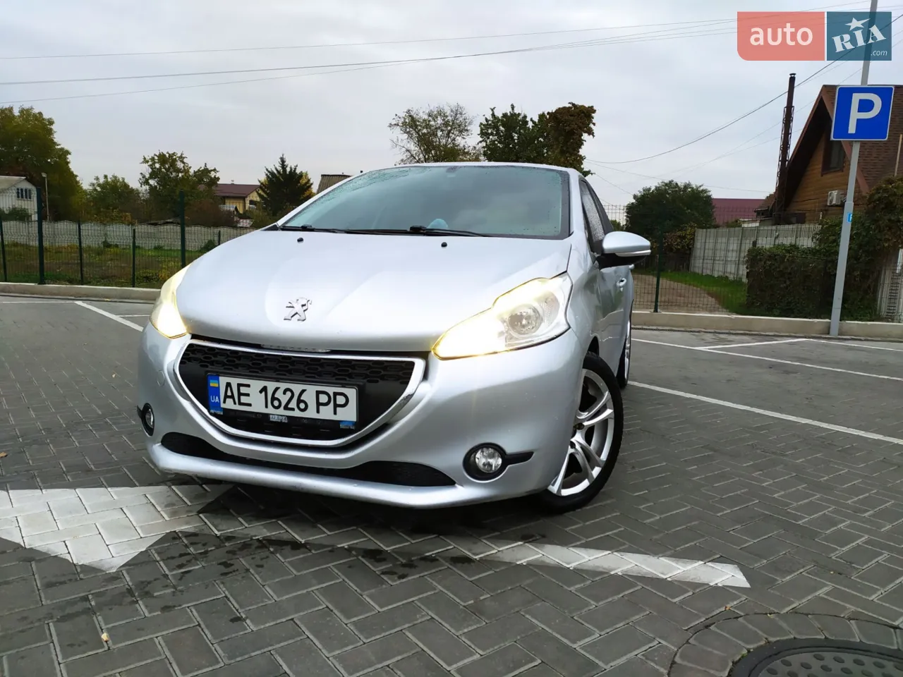2013 Peugeot 208 - мініатюра 11