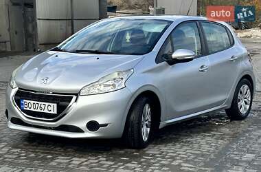 Хетчбек Peugeot 208 2012 в Тернополі