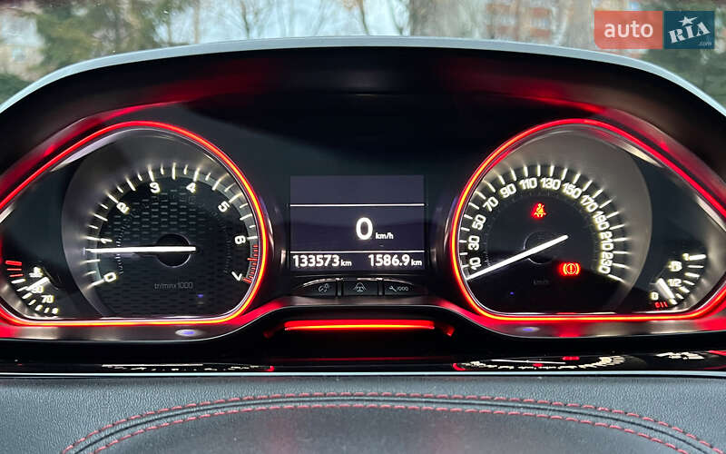 Хэтчбек Peugeot 208 2013 в Львове