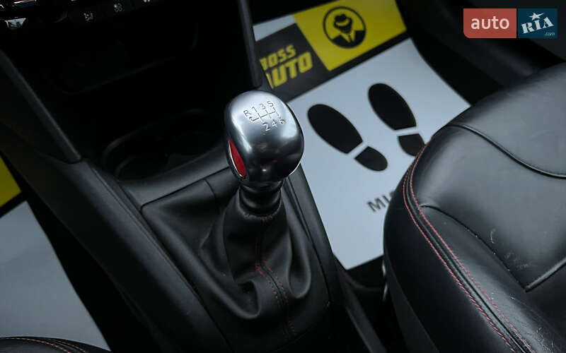 Хэтчбек Peugeot 208 2013 в Львове