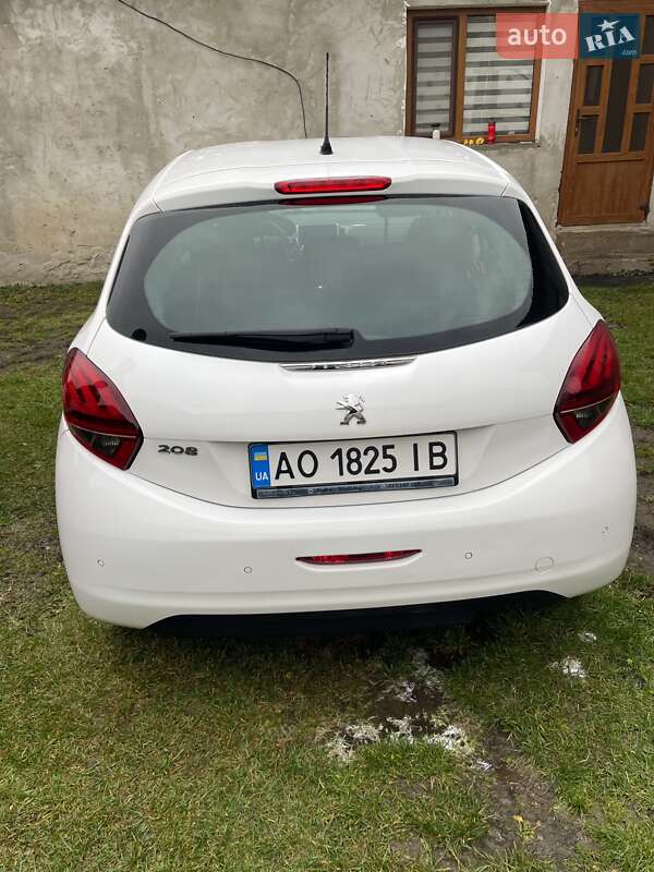 Хэтчбек Peugeot 208 2018 в Ужгороде фото 8 Хэтчбек Peugeot 208 2018 в Ужгороде