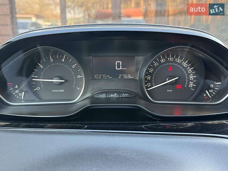 Хэтчбек Peugeot 208 2019 в Киеве фото 10 Хэтчбек Peugeot 208 2019 в Киеве