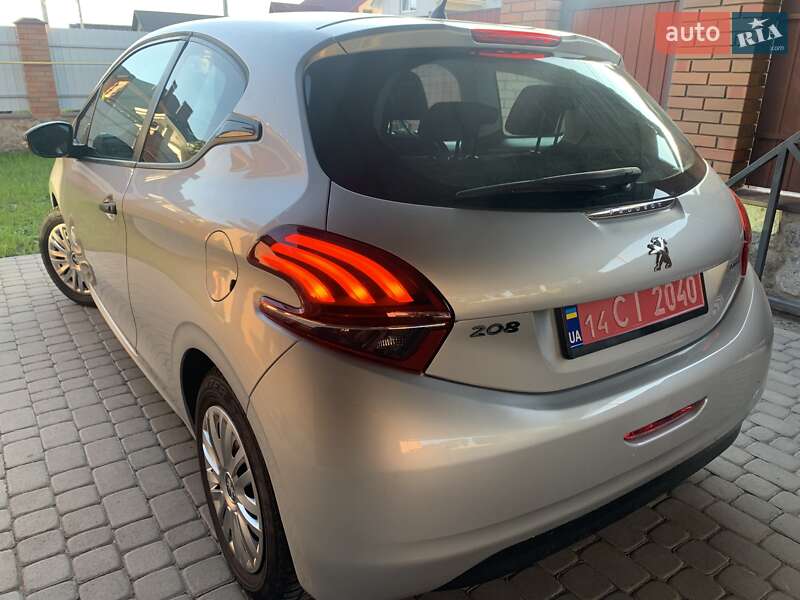 Хэтчбек Peugeot 208 2017 в Виннице