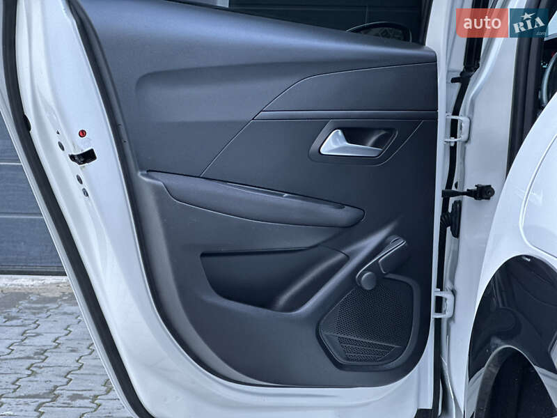 Хэтчбек Peugeot 208 2020 в Тернополе