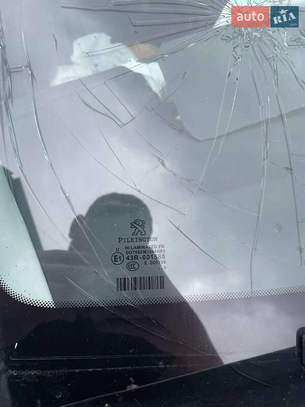 Хэтчбек Peugeot 208 2013 в Харькове