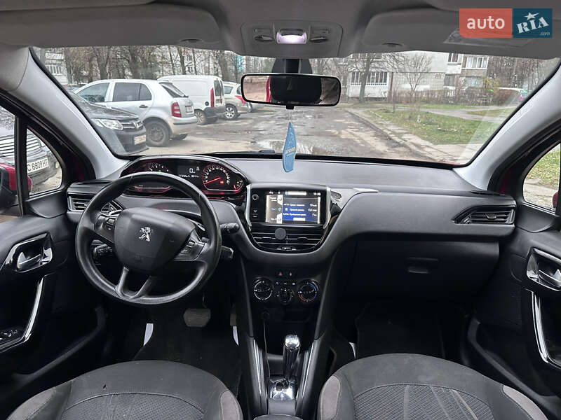 Хетчбек Peugeot 208 2013 в Львові