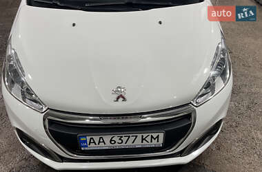 Хэтчбек Peugeot 208 2019 в Киеве