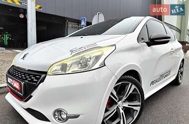 Хэтчбек Peugeot 208 2013 в Киеве