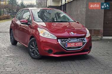 Хетчбек Peugeot 208 2012 в Івано-Франківську