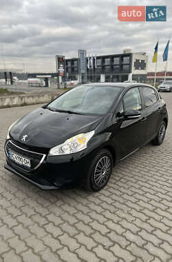 Хэтчбек Peugeot 208 2014 в Львове
