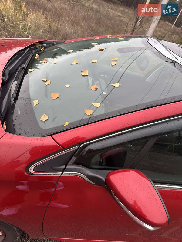 Хэтчбек Peugeot 208 2013 в Вышгороде