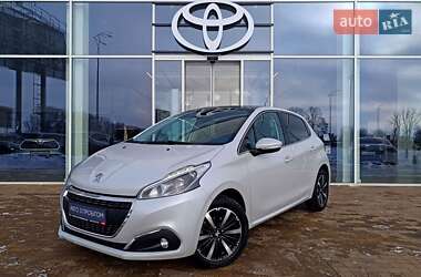 Хэтчбек Peugeot 208 2016 в Киеве