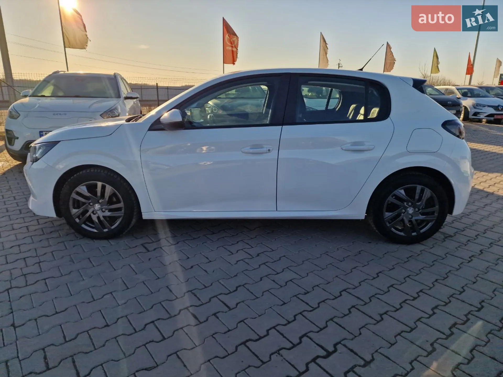 2021 Peugeot 208 - мініатюра 19