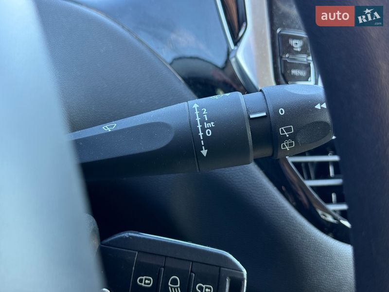 Хэтчбек Peugeot 208 2012 в Виннице