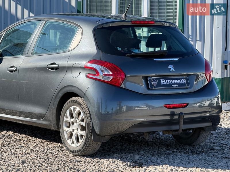 Хэтчбек Peugeot 208 2012 в Виннице