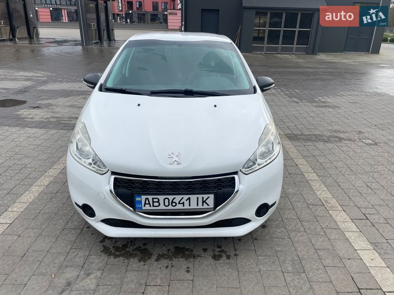 Peugeot 208 2013