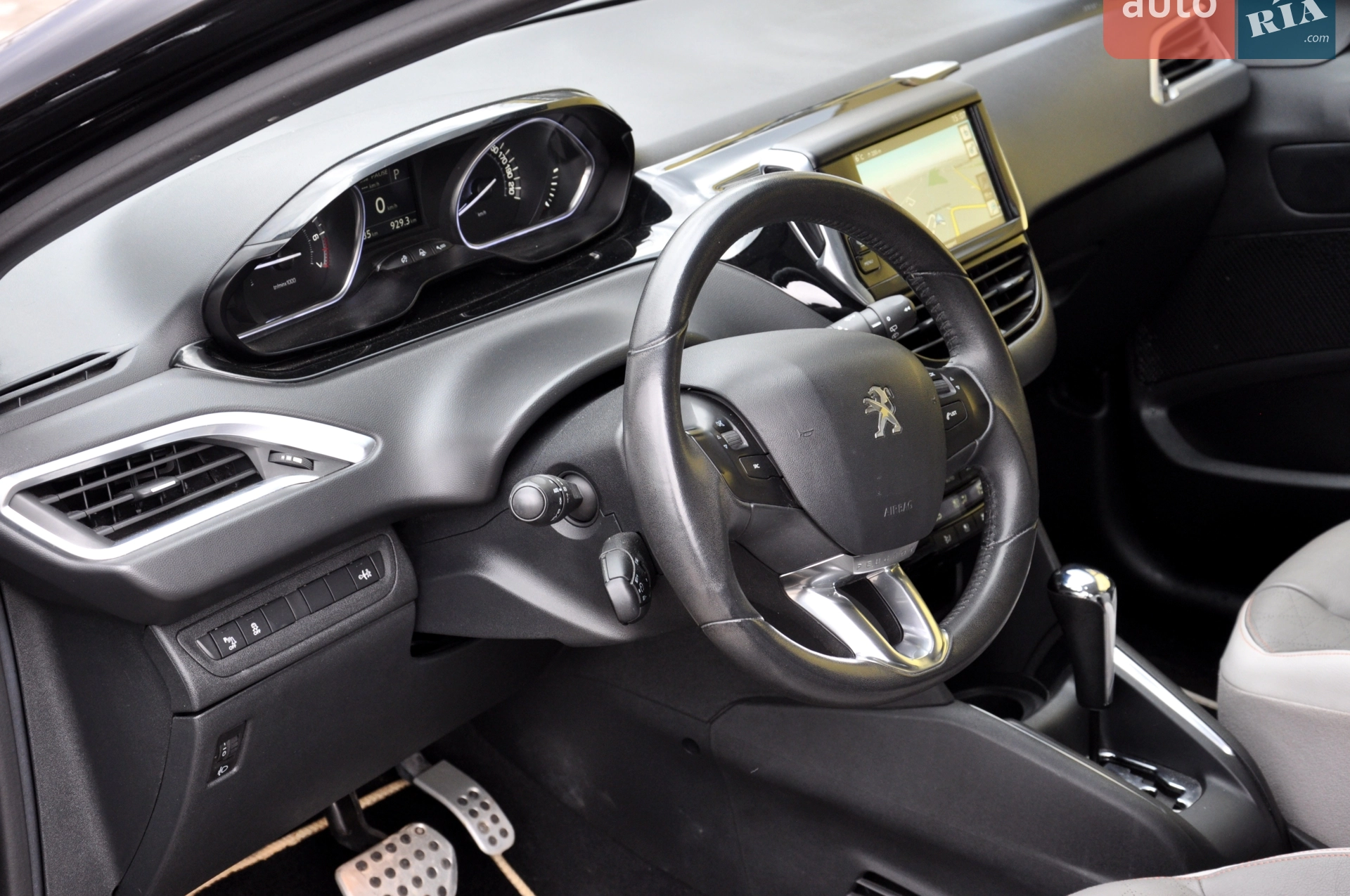2014 Peugeot 208 - мініатюра 16