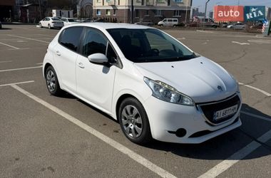 Хэтчбек Peugeot 208 2013 в Киеве