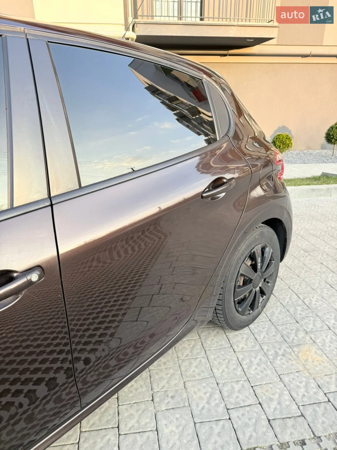 2012 Peugeot 208 - мініатюра 8