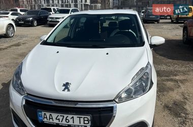 Хэтчбек Peugeot 208 2017 в Киеве