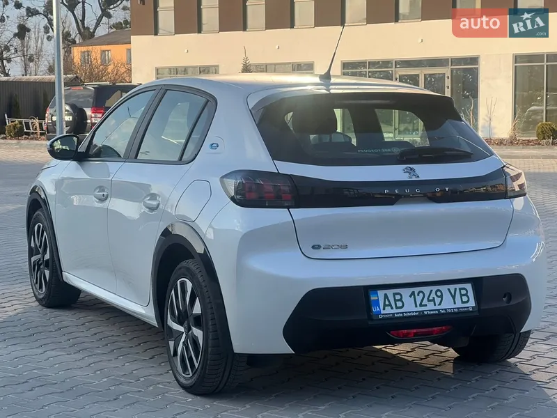 Peugeot 208 2021 VIN VR3UHZKXZMT013660 фото оголошення 12 з 68