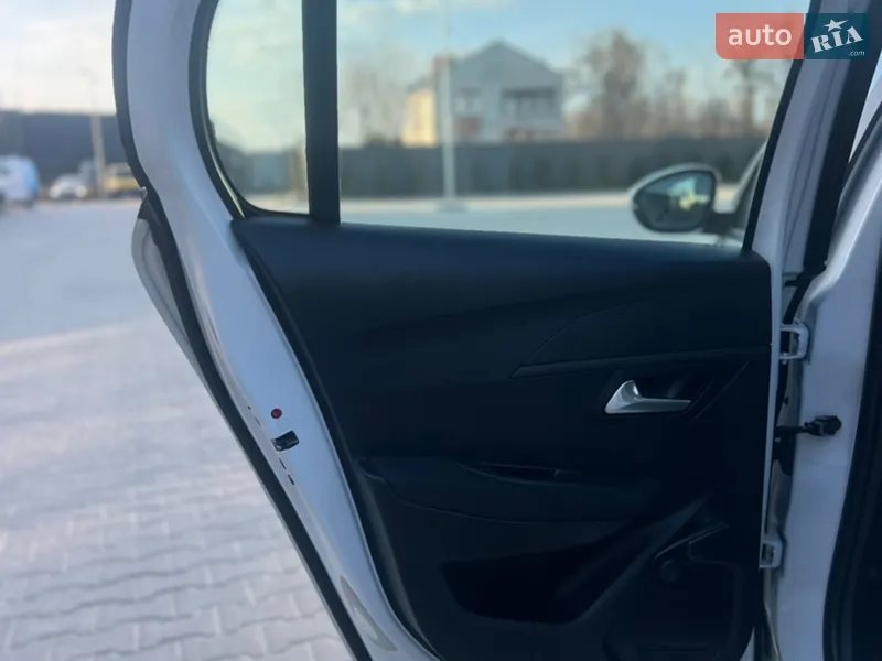 Peugeot 208 2021 VIN VR3UHZKXZMT013660 фото оголошення 20 з 68