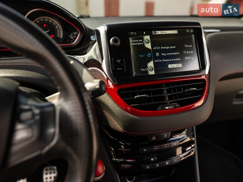 Хэтчбек Peugeot 208 2013 в Львове